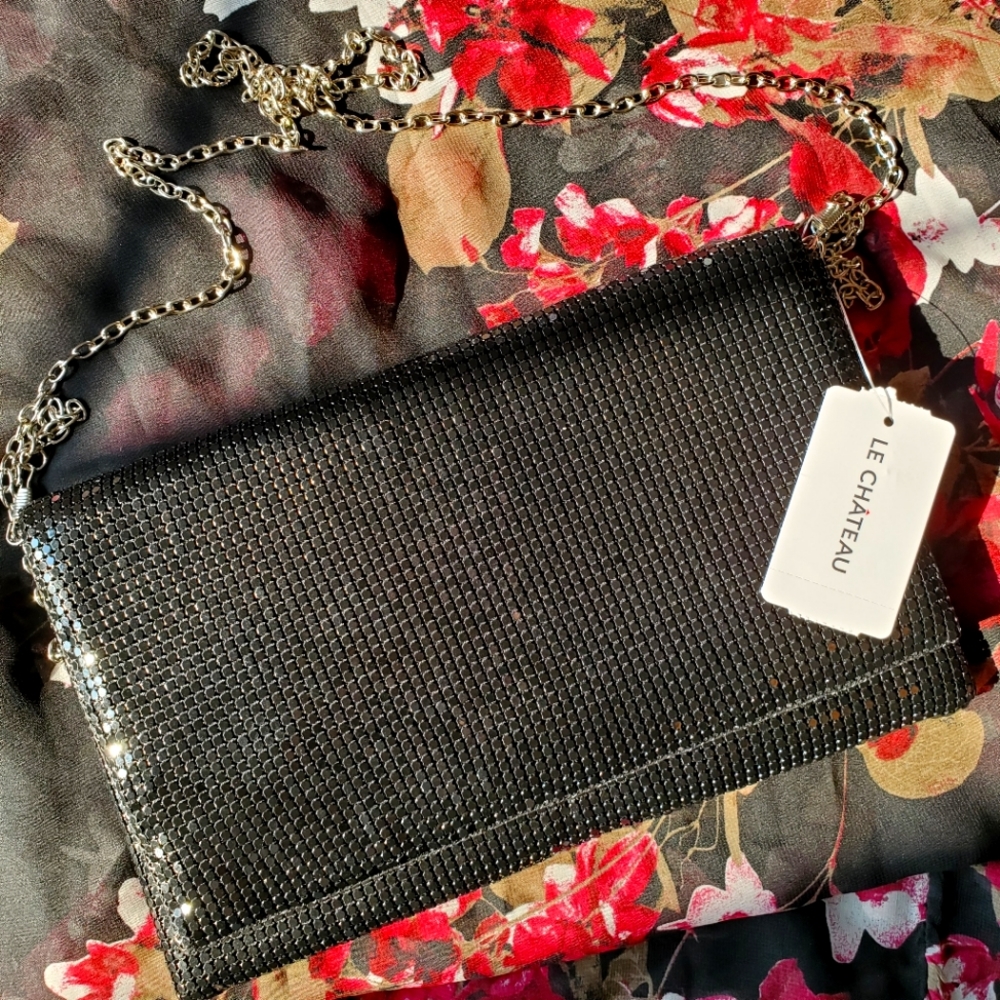 🆕️Le Chateau Shine Clutch